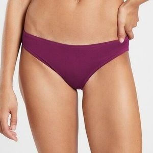 Athleta Clean Medium Bottom